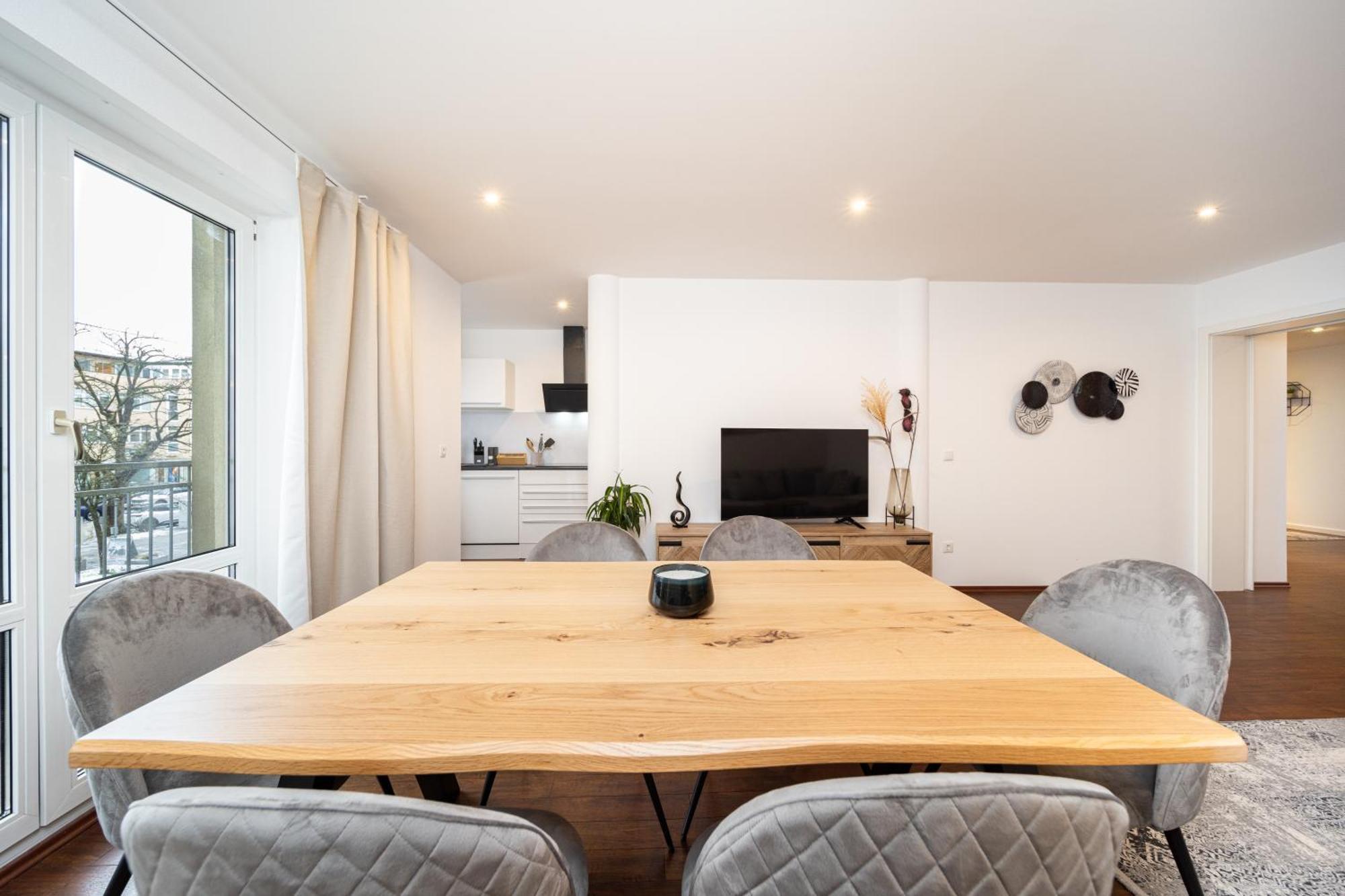 Ladolcevita - 100M2 Apartment In Zentraler Lage Олхинг Екстериор снимка